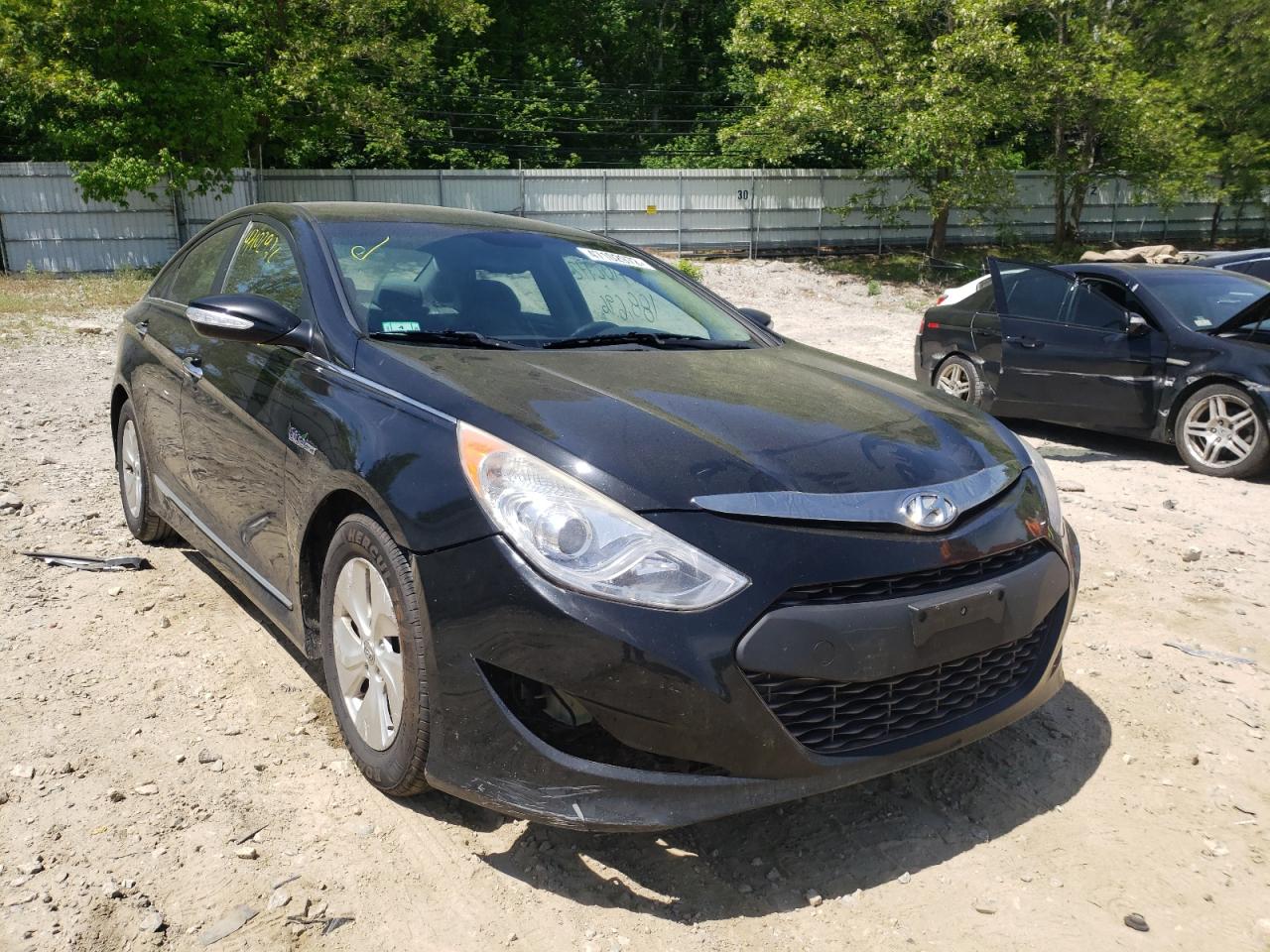 Photo 14 from auction – 2013 HYUNDAI SONATA HYB with VIN KMHEC4A42DA078197
