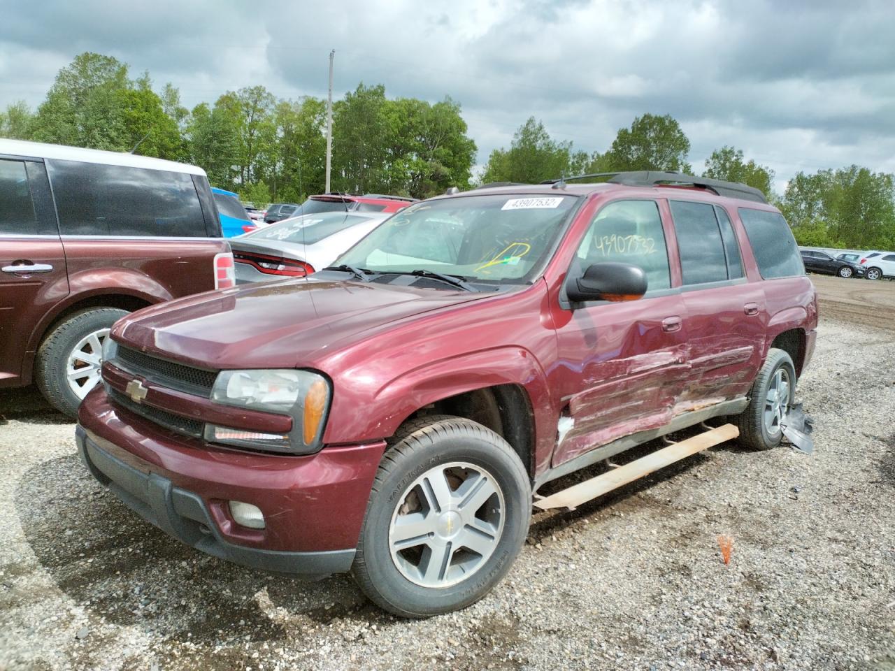 Photo 2 from auction – 2005 CHEVROLET TRAILBLAZE with VIN 1GNET16S056168566
