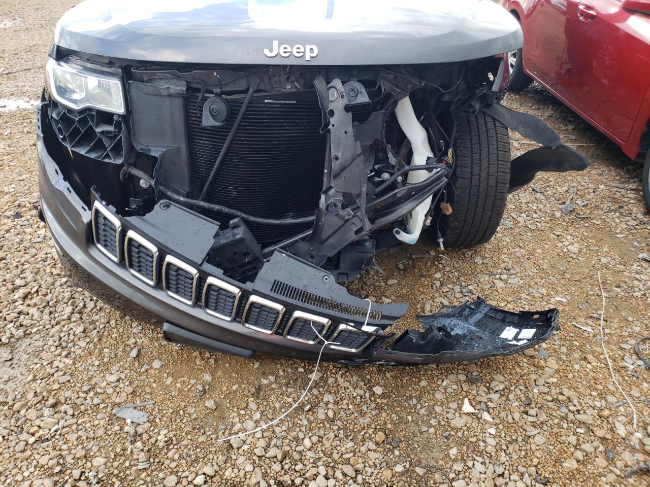 Photo 19 from auction – 2018 JEEP GRAND CHER with VIN 1C4RJFBG5JC509714