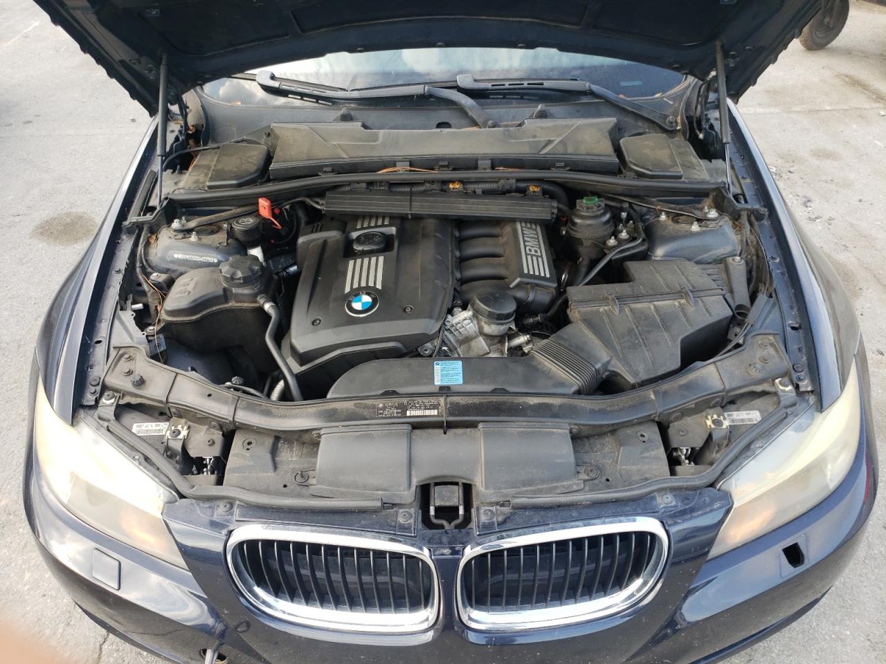 Photo 7 from auction – 2009 BMW 328 XI with VIN WBAPK73509A453788