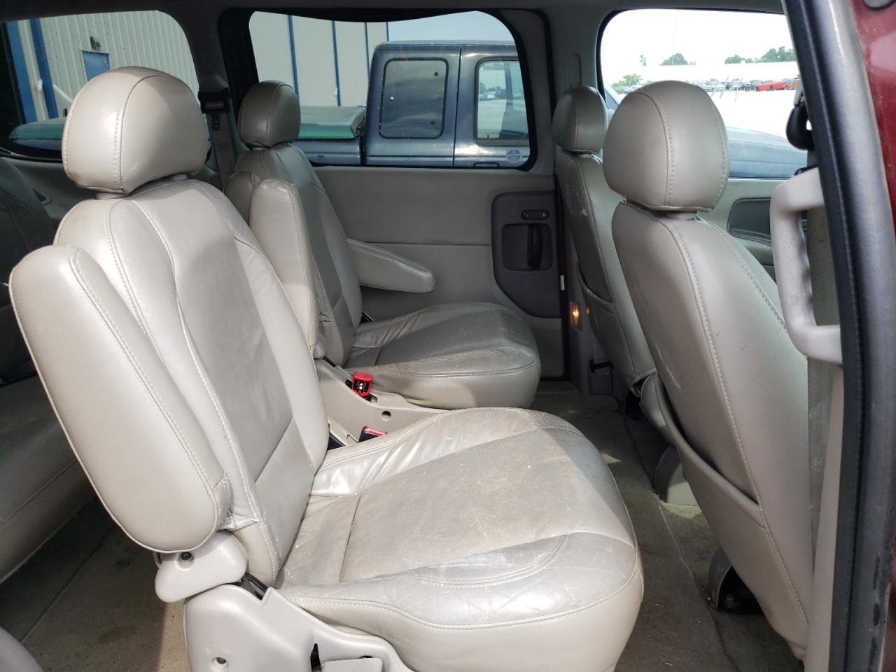 Photo 6 from auction – 2002 MERCURY VILLAGER E with VIN 4M2ZV14T32DJ00327