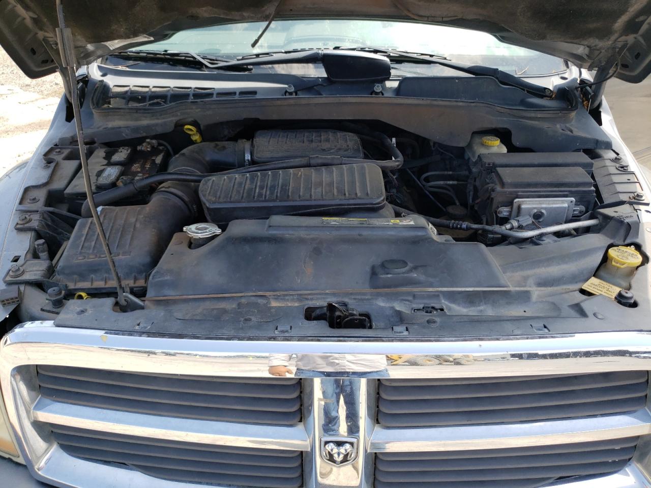 Photo 12 from auction – 2005 DODGE DURANGO SL with VIN 1D4HD48N85F614719