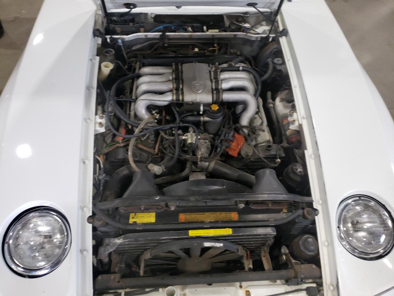 Photo 11 from auction – 1984 PORSCHE 928 S with VIN WP0JB0922ES861503