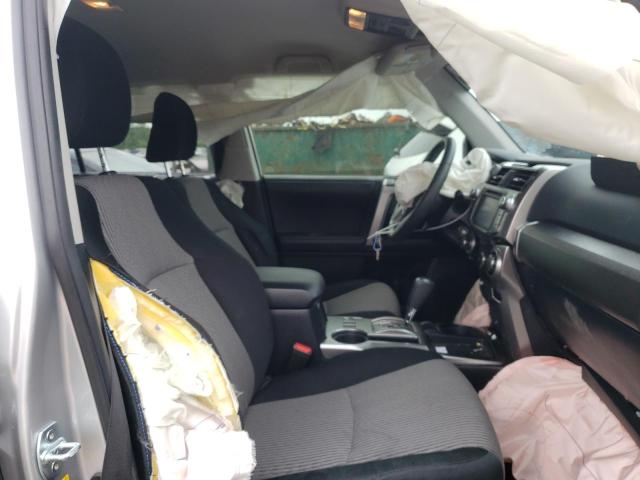 Photo 5 from auction – 2019 TOYOTA 4RUNNER SR with VIN JTEZU5JR0K5202439