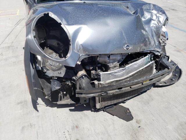 Photo 9 from auction – 2010 MINI COOPER with VIN WMWMF3C52ATZ67151