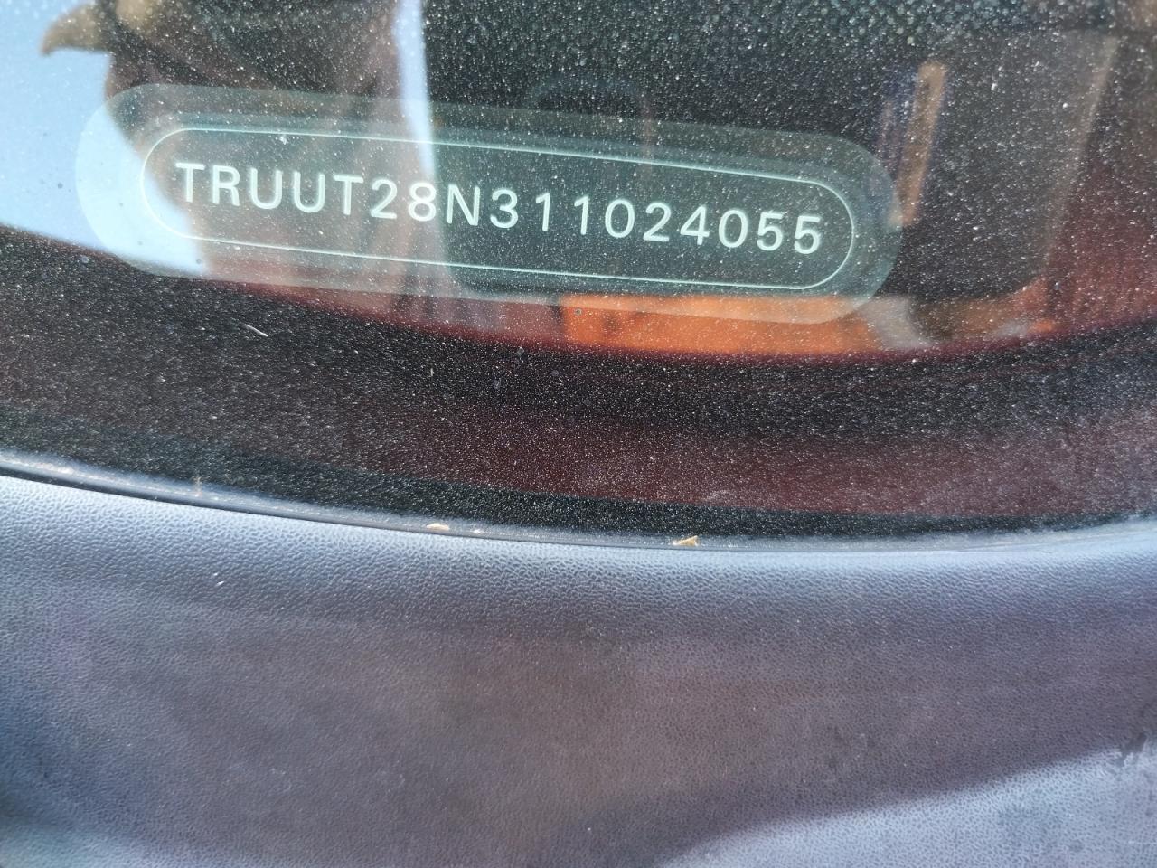 Photo 10 from auction – 2001 AUDI TT QUATTRO with VIN TRUUT28N311024055