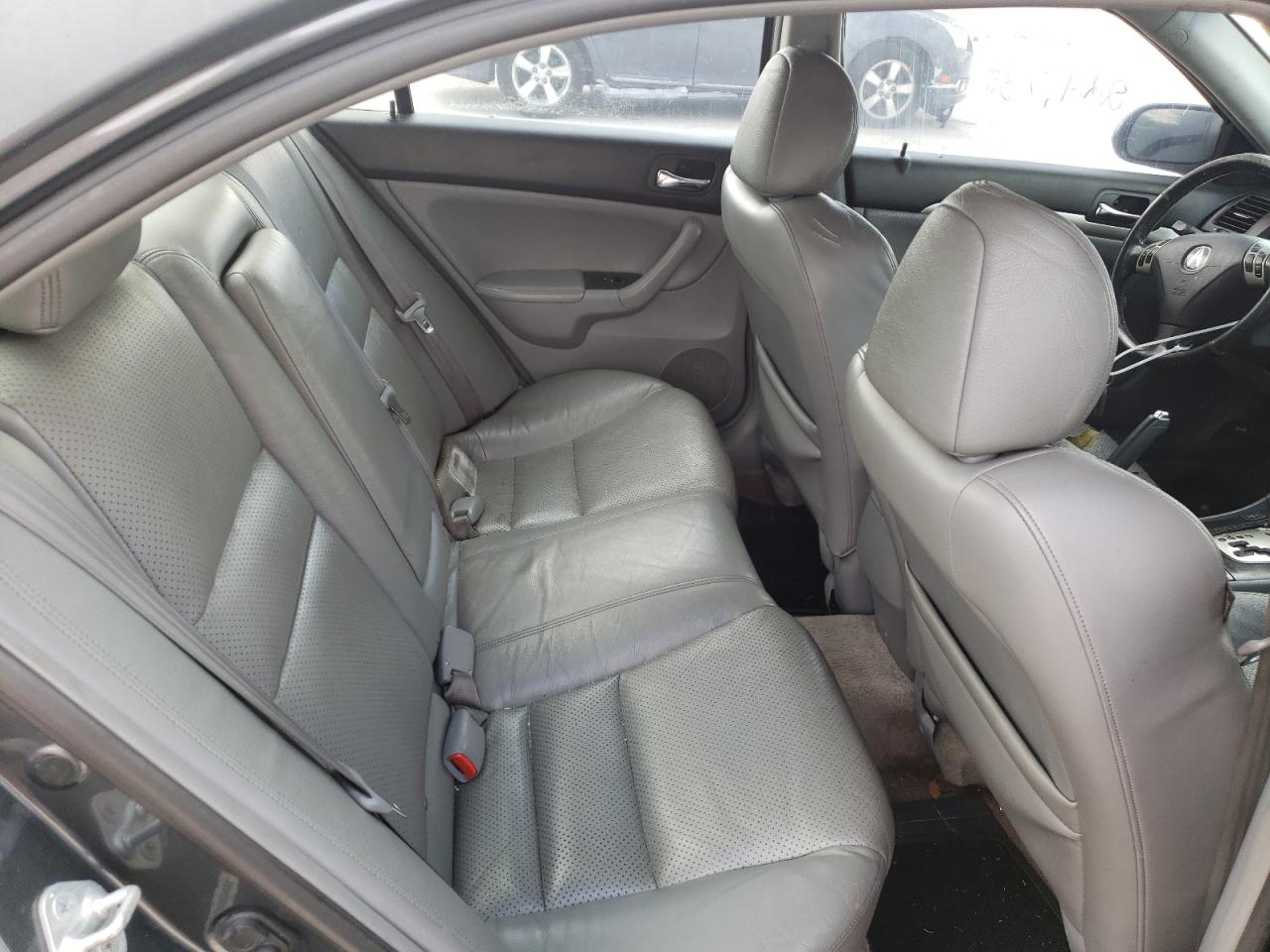 Photo 6 from auction – 2005 ACURA TSX with VIN JH4CL96815C015505