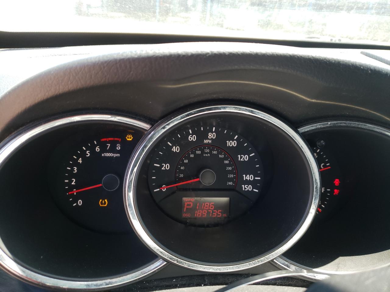 Photo 8 from auction – 2011 KIA SORENTO BA with VIN 5XYKTCA13BG038201