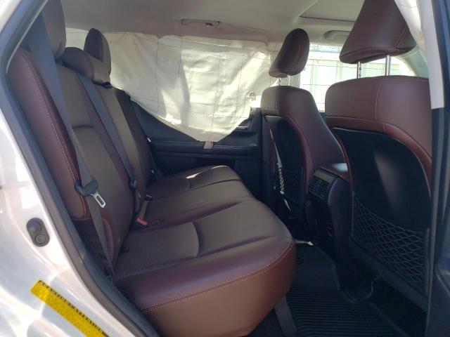 Photo 6 from auction – 2018 TOYOTA 4RUNNER SR with VIN JTEBU5JR2J5536052