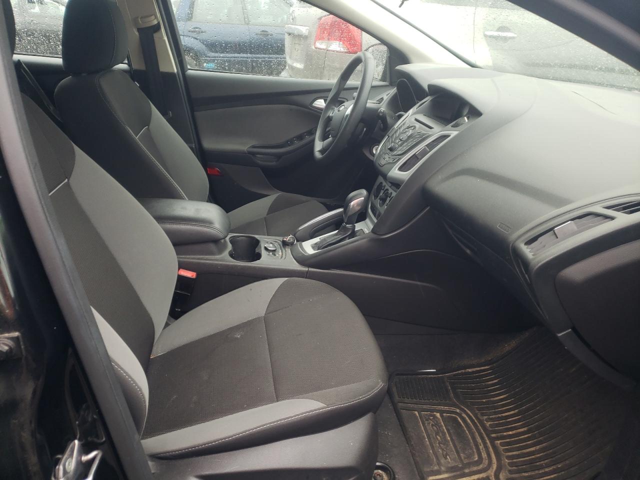 Photo 5 from auction – 2013 FORD FOCUS SE with VIN 1FADP3K22DL250816