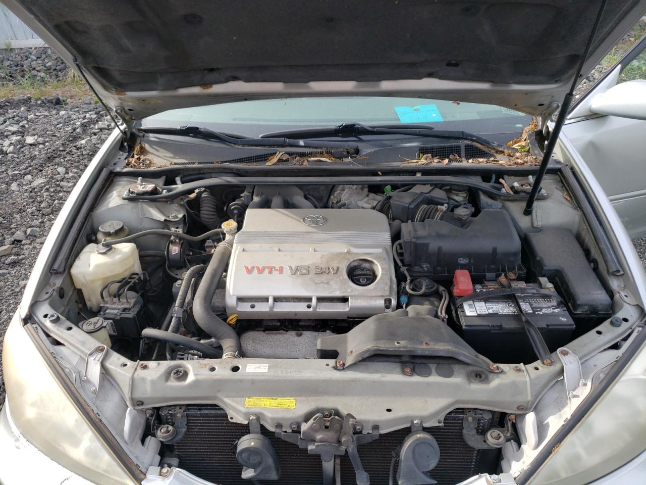 Photo 12 from auction – 2004 TOYOTA CAMRY LE with VIN 4T1BF32K54U576930