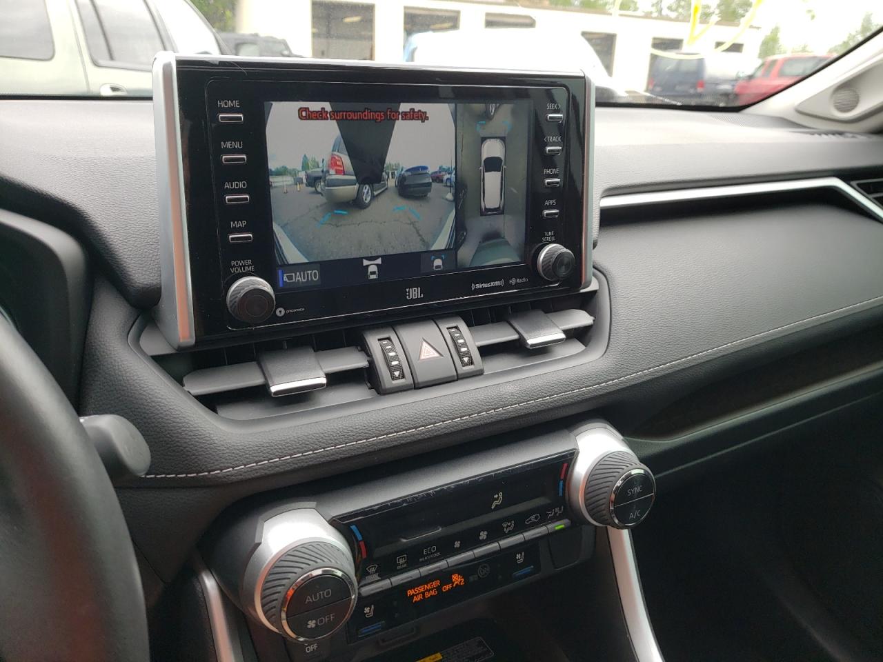 Photo 9 from auction – 2020 TOYOTA RAV4 LIMIT with VIN 4T3DWRFV8LU004983