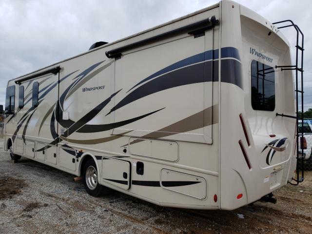 Photo 3 from auction – 2017 FORD F53 with VIN 1F66F5DYXH0A10006