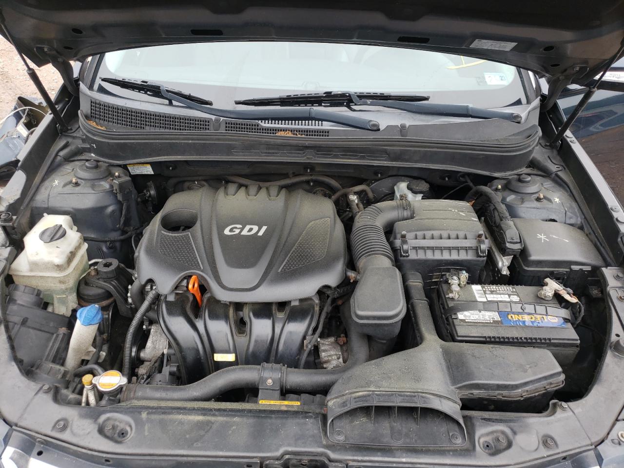 Photo 16 from auction – 2011 HYUNDAI SONATA SE with VIN 5NPEC4AC9BH002302