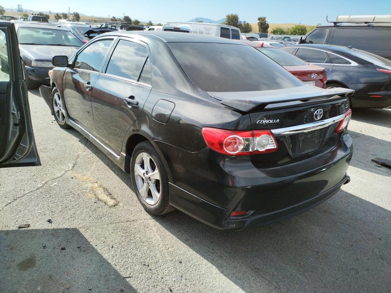 Photo 3 from auction – 2013 TOYOTA COROLLA BA with VIN 2T1BU4EE6DC934135