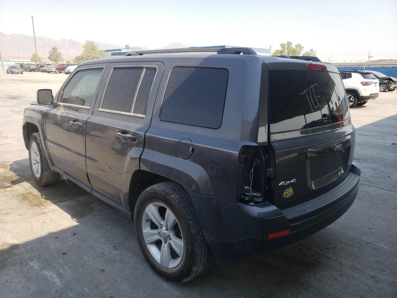 Photo 3 from auction – 2016 JEEP PATRIOT SP with VIN 1C4NJRBB4GD684074