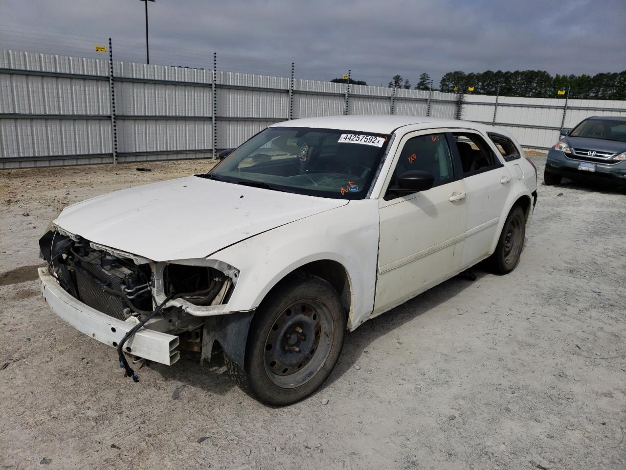 Photo 14 from auction – 2006 DODGE MAGNUM SE with VIN 2D4FV47T16H240880