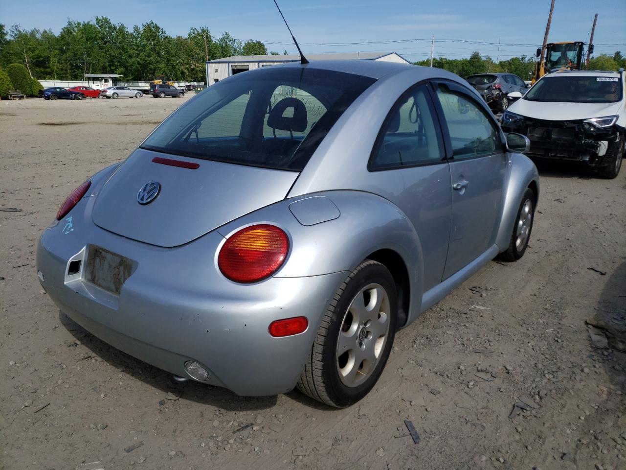 Photo 4 from auction – 2002 VOLKSWAGEN BEETLE with VIN 3VWCK21C52M402637