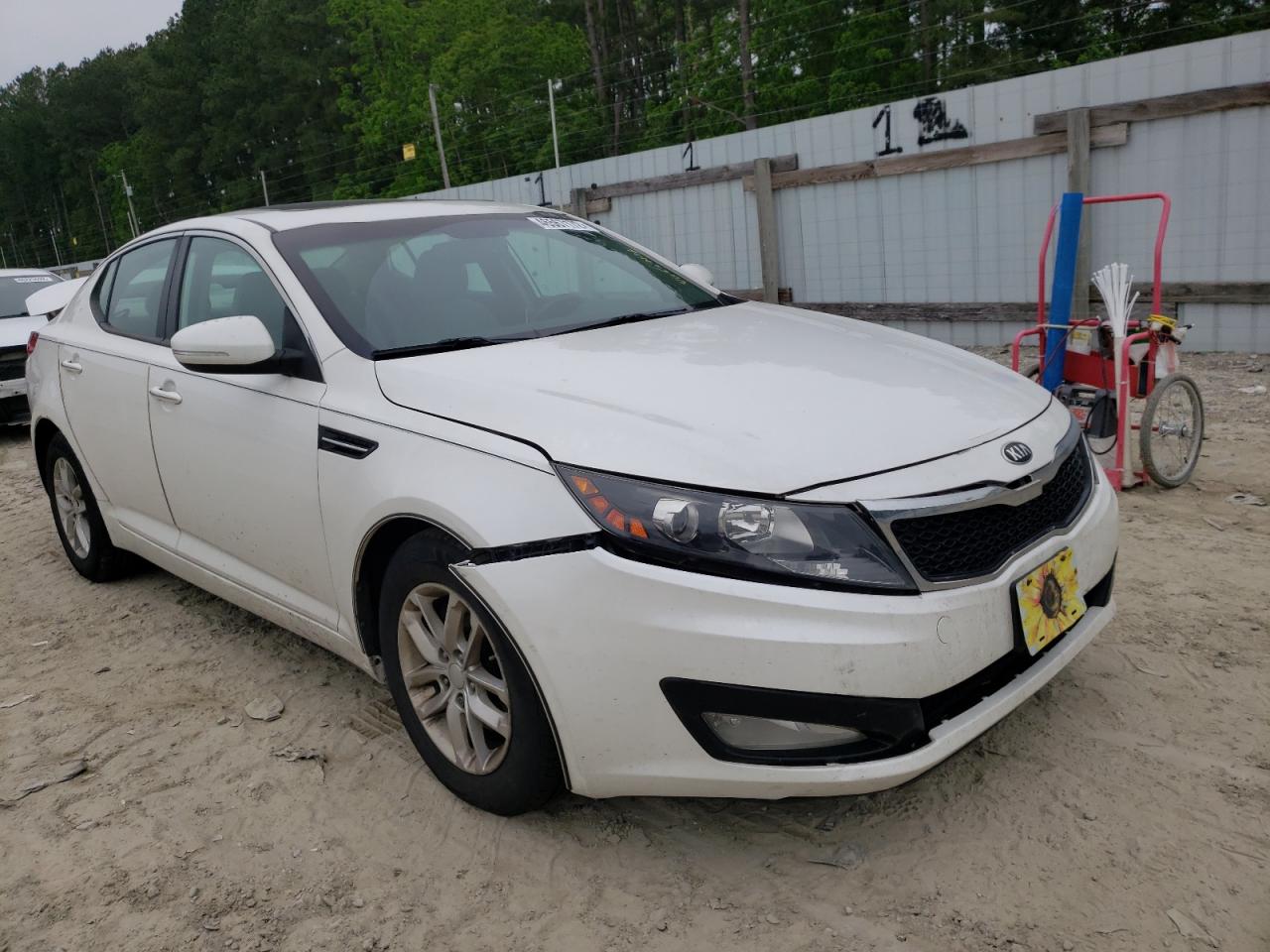 KIA OPTIMA LX 2013 with VIN KNAGM4A76D5405887 - Photo from auction