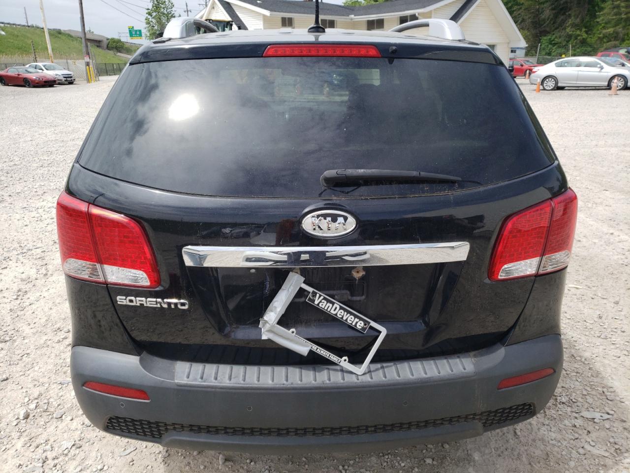 Photo 9 from auction – 2011 KIA SORENTO BA with VIN 5XYKT4A18BG181750