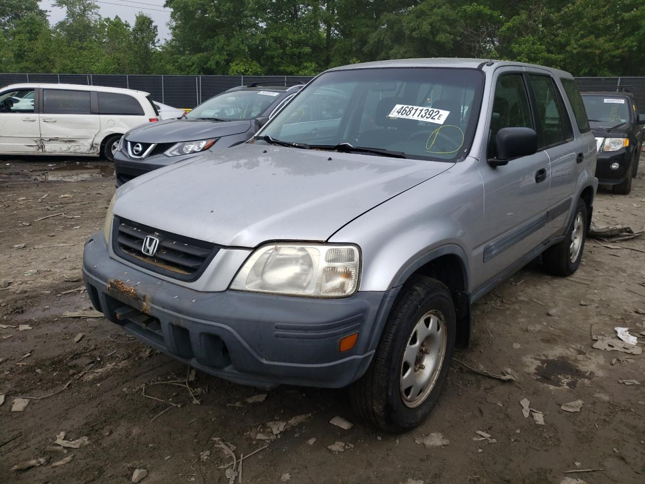 Photo 15 from auction – 2001 HONDA CR-V LX with VIN JHLRD18461C048131