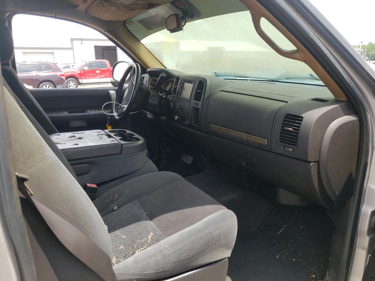 Photo 5 from auction – 2008 CHEVROLET SILVERADO with VIN 2GCEK19J181226369