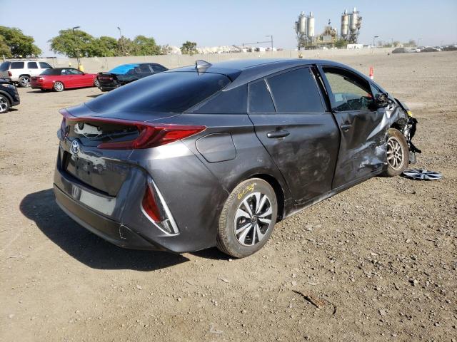 Photo 4 from auction – 2017 TOYOTA PRIUS PRIM with VIN JTDKARFP2H3006987