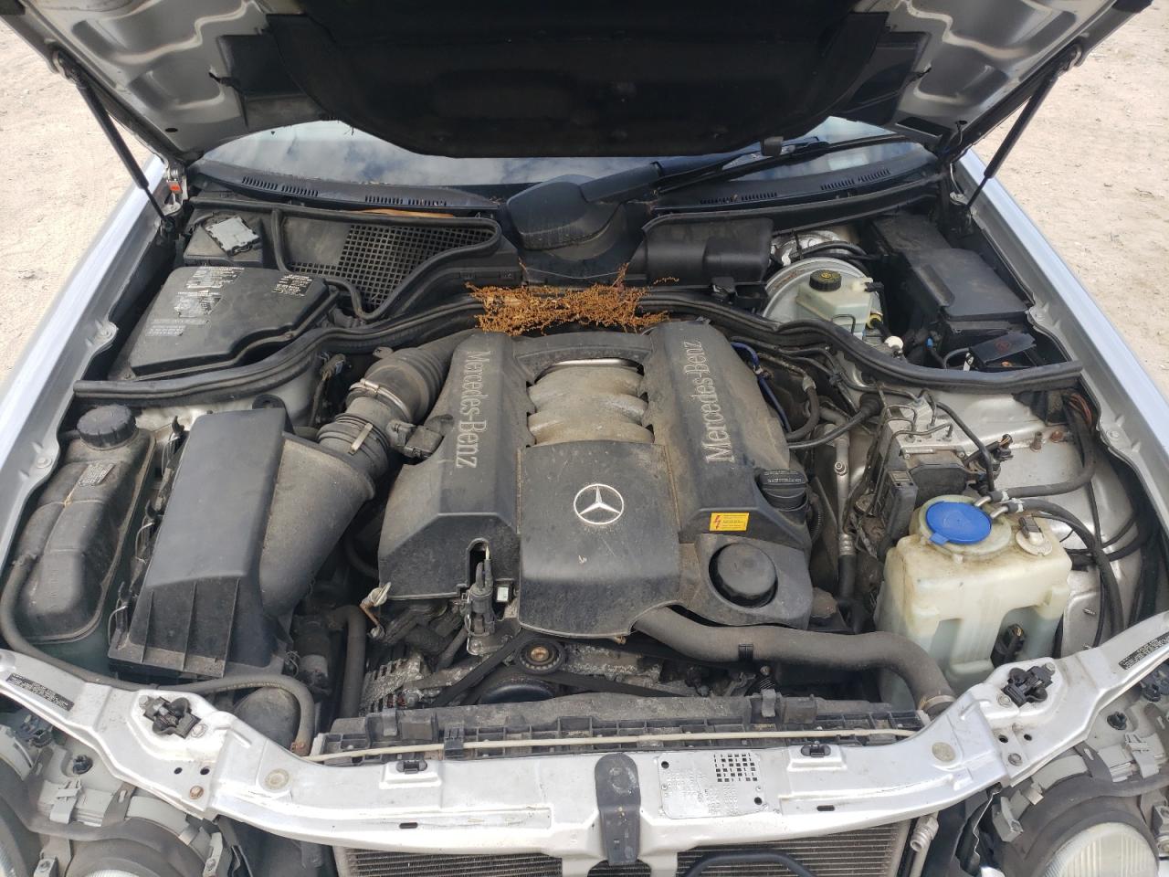 Photo 7 from auction – 2000 MERCEDES-BENZ E 320 4MAT with VIN WDBJF82J2YX036636