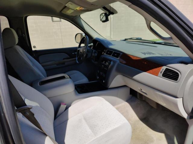 Photo 5 from auction – 2008 GMC YUKON with VIN 1GKFC13068J102920