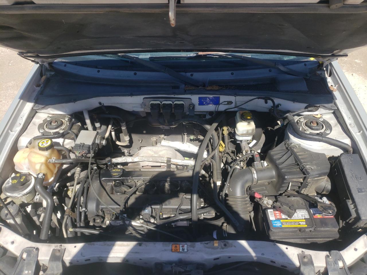 Photo 12 from auction – 2005 MAZDA TRIBUTE I with VIN 4F2YZ02Z05KM51400