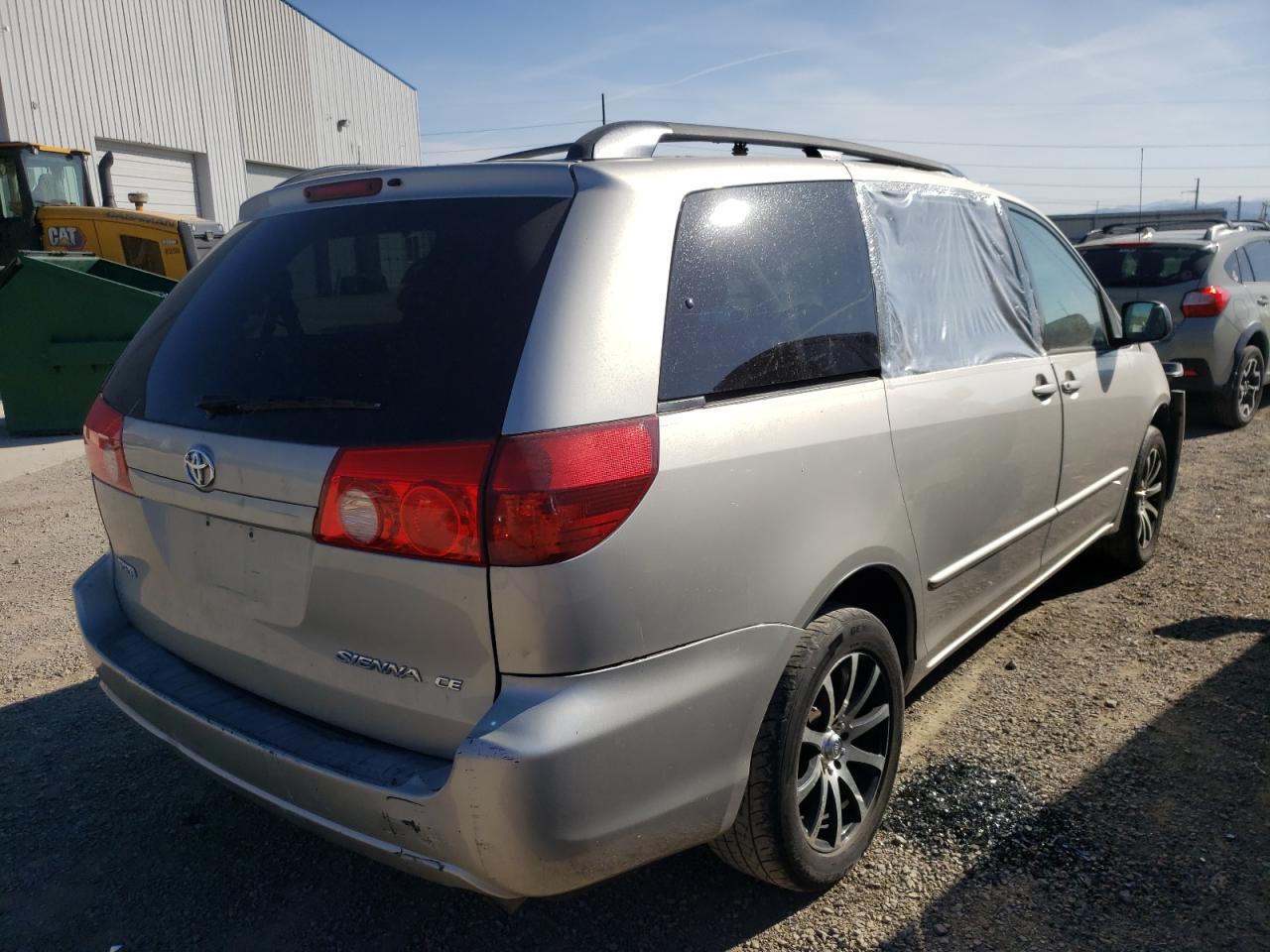 Photo 16 from auction – 2005 TOYOTA SIENNA CE with VIN 5TDZA23C25S306482