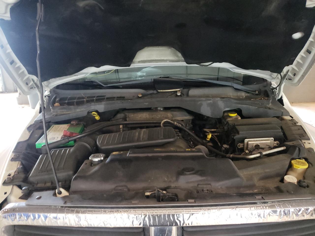 Photo 9 from auction – 2005 DODGE DURANGO SL with VIN 1D8HD48D75F617004