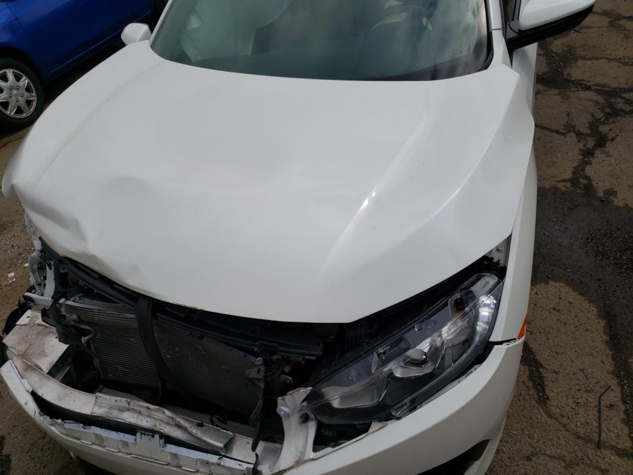 Photo 11 from auction – 2016 HONDA CIVIC EXL with VIN 19XFC1F73GE003407