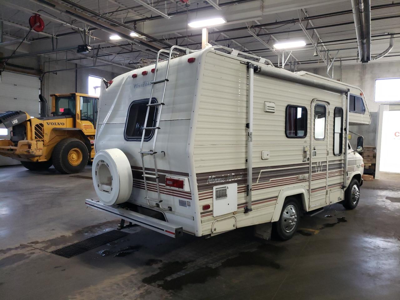 Photo 4 from auction – 1986 CHEVROLET G30 with VIN 2GBJG31M3G4168820