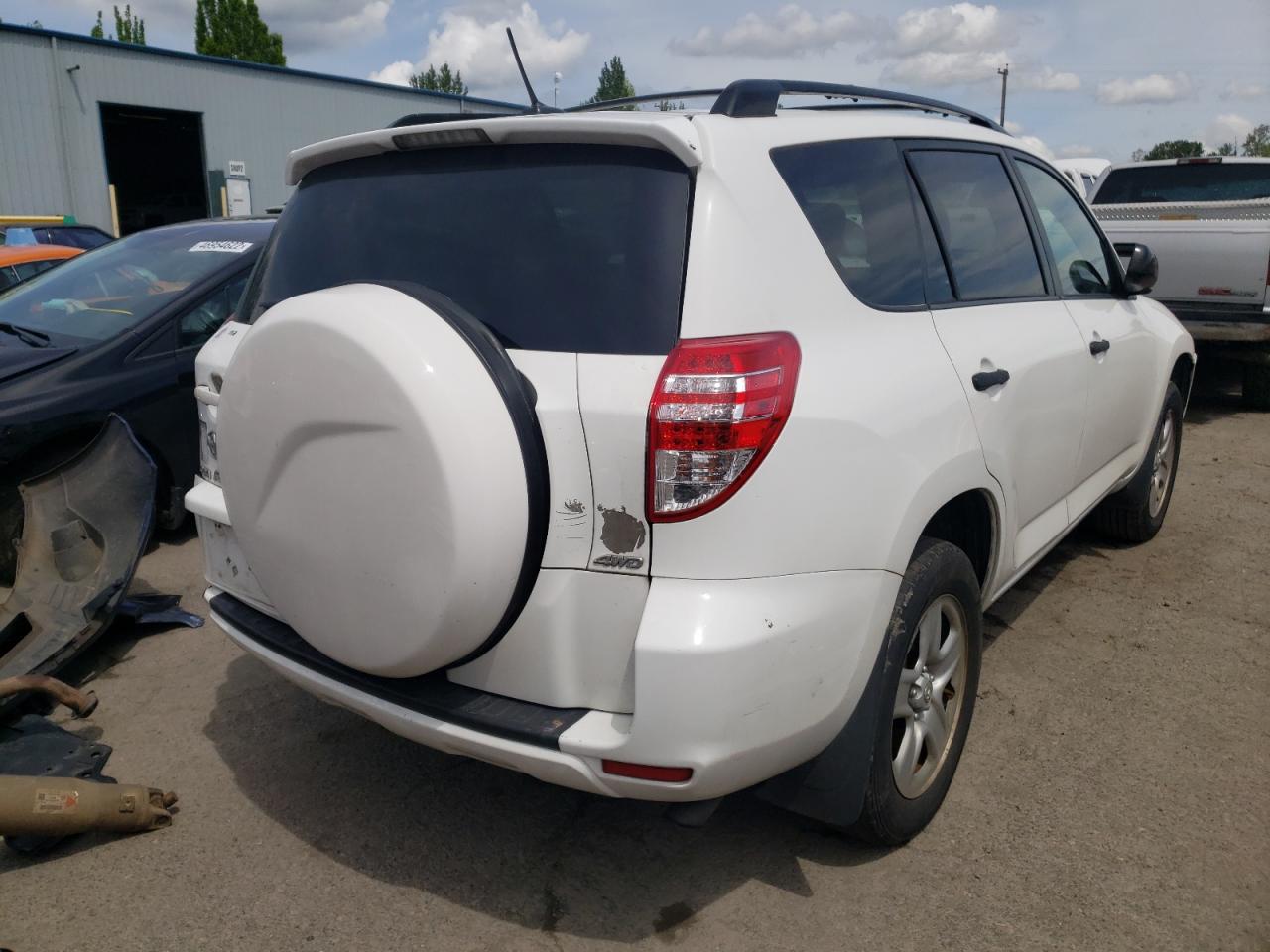 Photo 4 from auction – 2010 TOYOTA RAV4 with VIN JTMBF4DV4AD034134