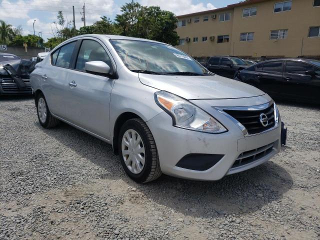 NISSAN VERSA S 2015 with VIN 3N1CN7AP5FL895504 - Photo from auction