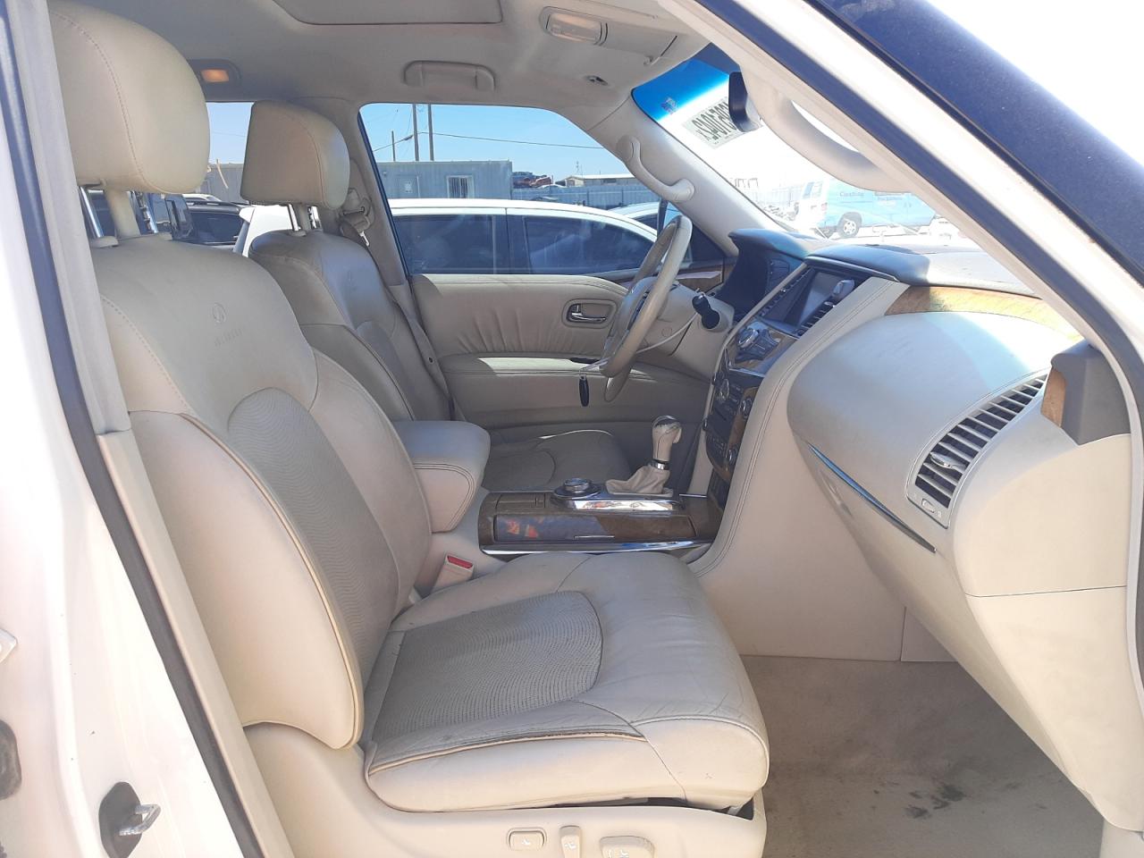 Photo 19 from auction – 2011 INFINITI QX56 with VIN JN8AZ2NE7B9003328