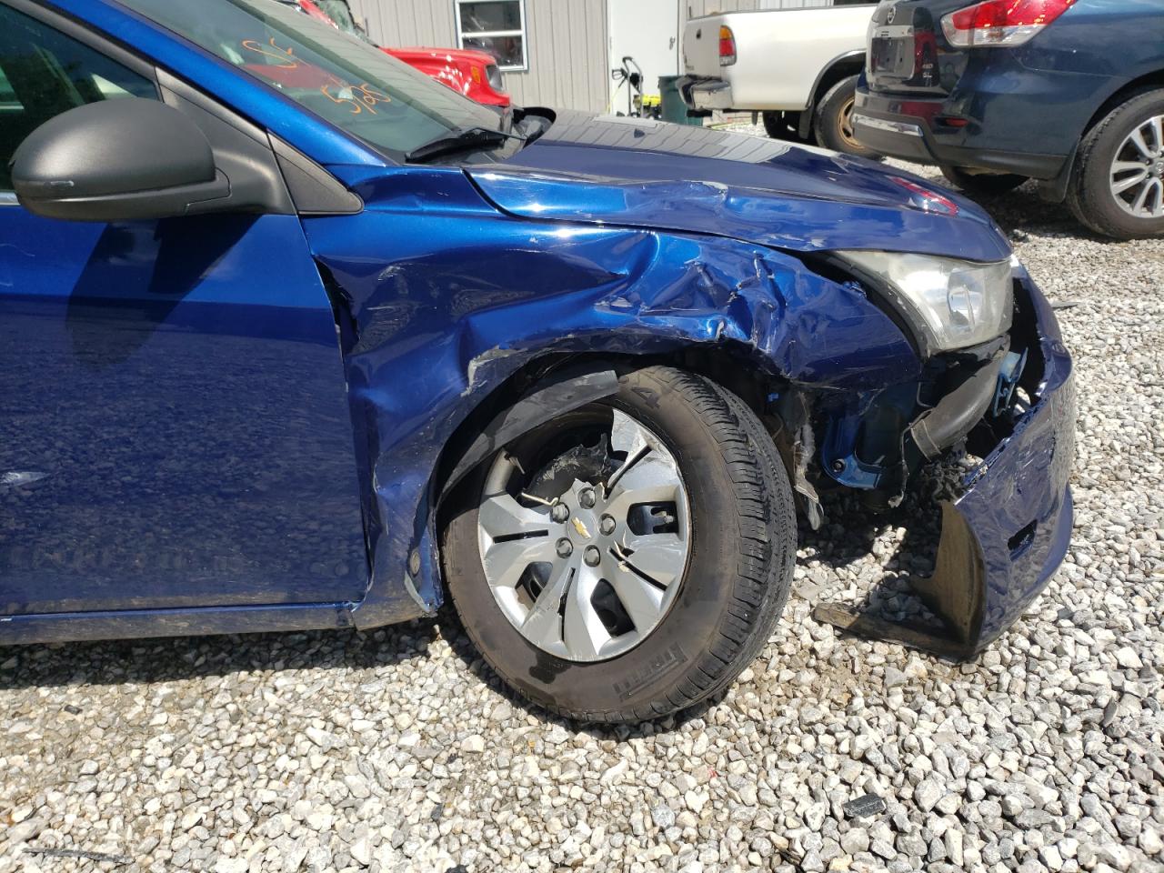 Photo 9 from auction – 2012 CHEVROLET CRUZE LS with VIN 1G1PC5SH3C7402153