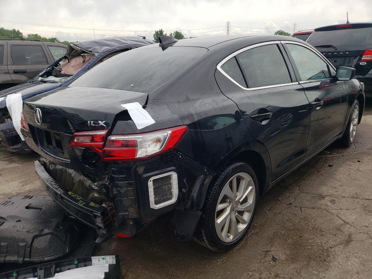 Photo 4 from auction – 2017 ACURA ILX BASE W with VIN 19UDE2F34HA013583