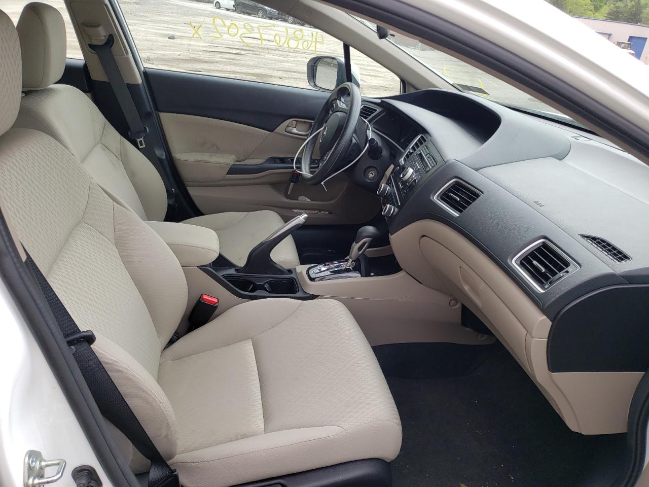 Photo 5 from auction – 2015 HONDA CIVIC LX with VIN 19XFB2F56FE288819