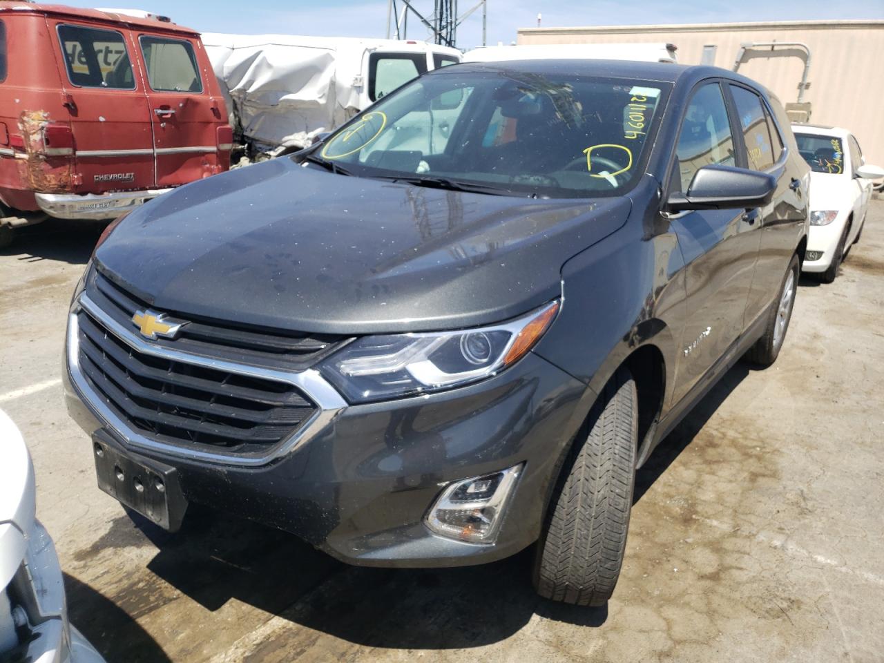 Photo 2 from auction – 2021 CHEVROLET EQUINOX LT with VIN 3GNAXUEV2ML389915