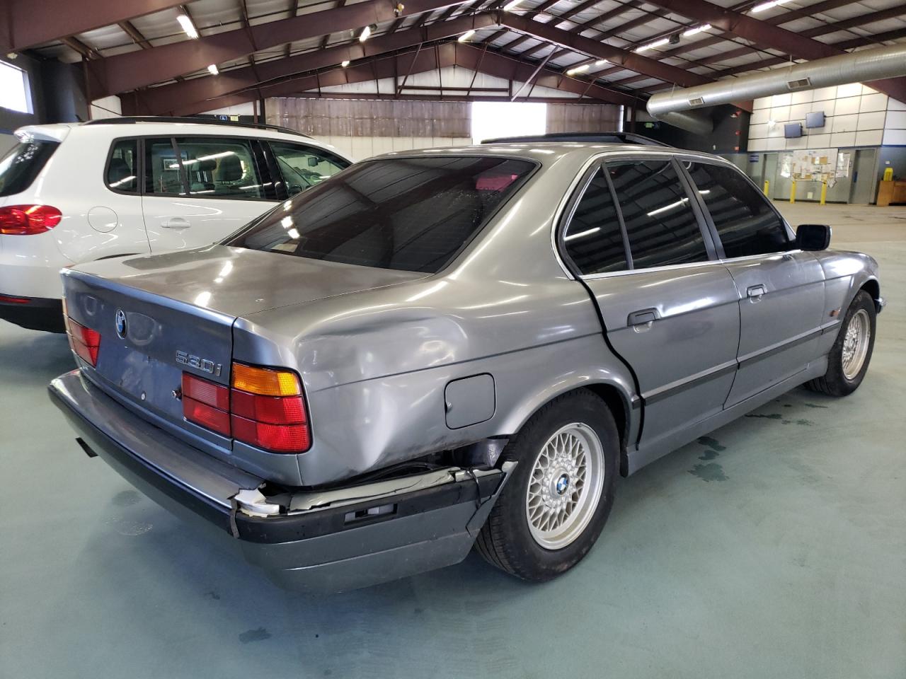 Photo 4 from auction – 1995 BMW 530 I AUTO with VIN WBAHE2322SGE91839