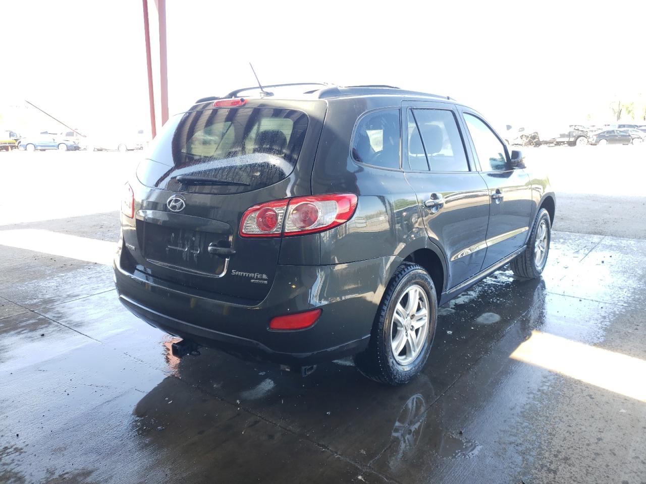 Photo 4 from auction – 2010 HYUNDAI SANTA FE G with VIN 5NMSGDAB6AH367613