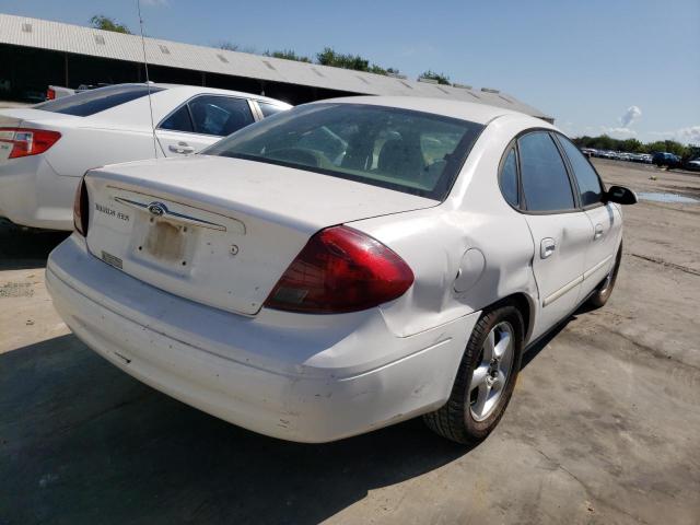 Photo 4 from auction – 2000 FORD TAURUS SES with VIN 1FAFP55U5YA256001