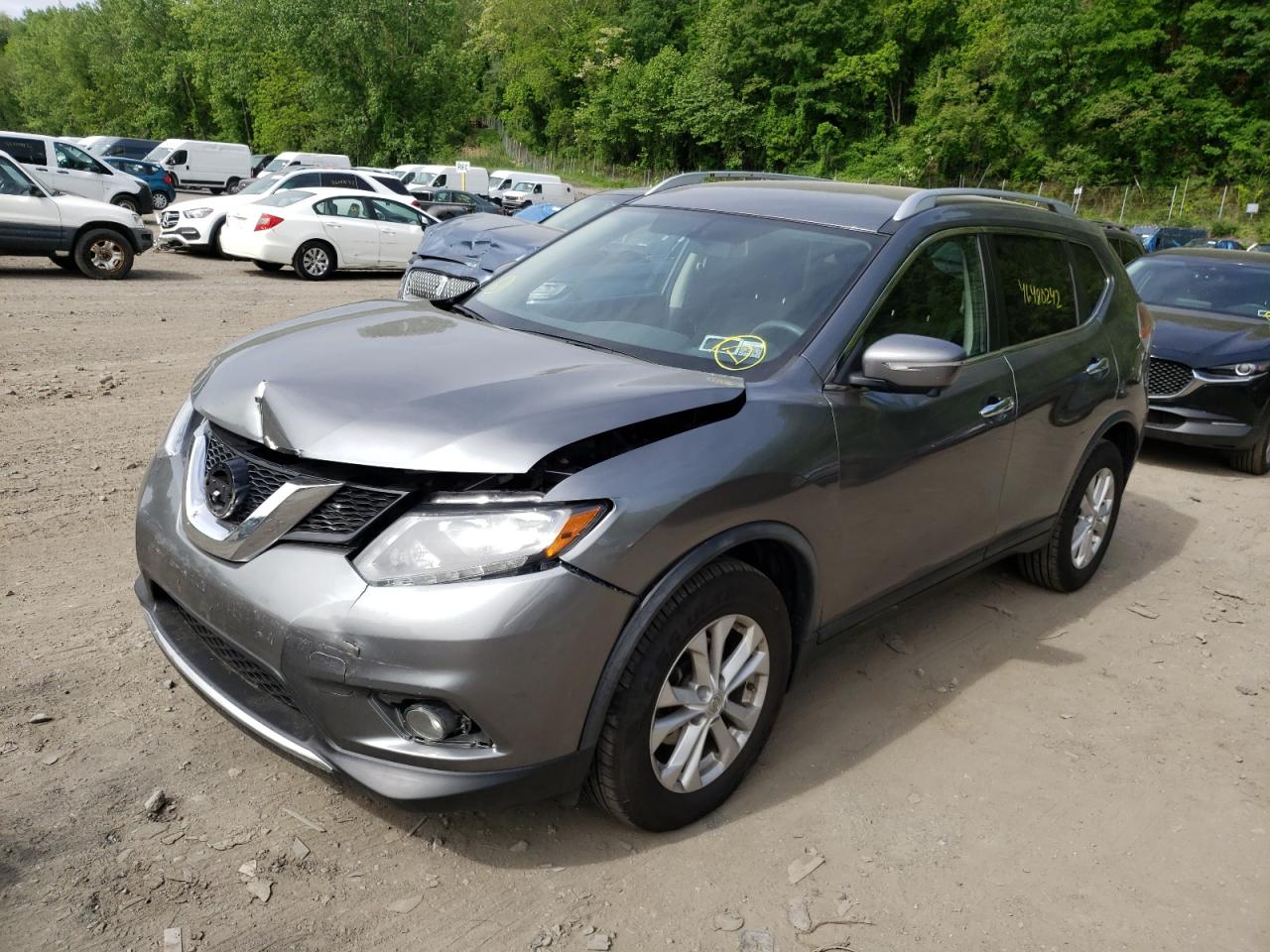 Photo 2 from auction – 2015 NISSAN ROGUE S with VIN KNMAT2MV8FP506964