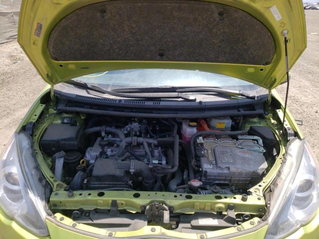 Photo 7 from auction – 2016 TOYOTA PRIUS C with VIN JTDKDTB3XG1138848