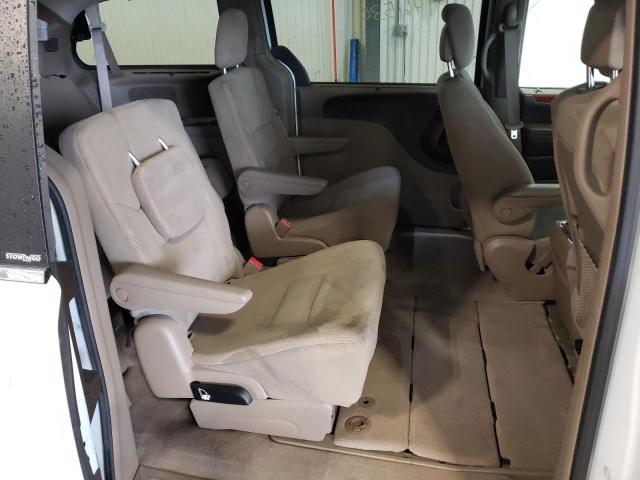 Photo 6 from auction – 2014 CHRYSLER TOWN & COU with VIN 2C4RC1BG4ER195791