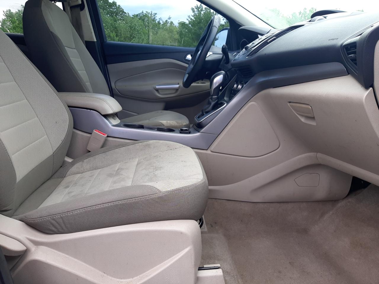 Photo 5 from auction – 2013 FORD ESCAPE SE with VIN 1FMCU0GX2DUB97929