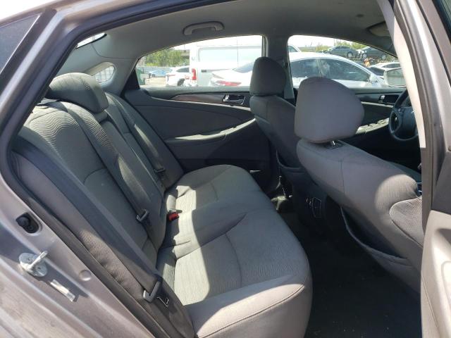 Photo 6 from auction – 2012 HYUNDAI SONATA HYB with VIN KMHEC4A46CA030572