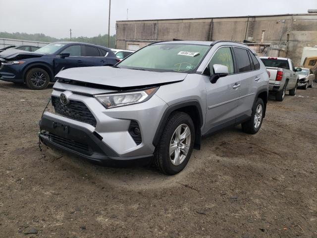 Photo 2 from auction – 2019 TOYOTA RAV4 XLE with VIN JTMP1RFV7KD043278